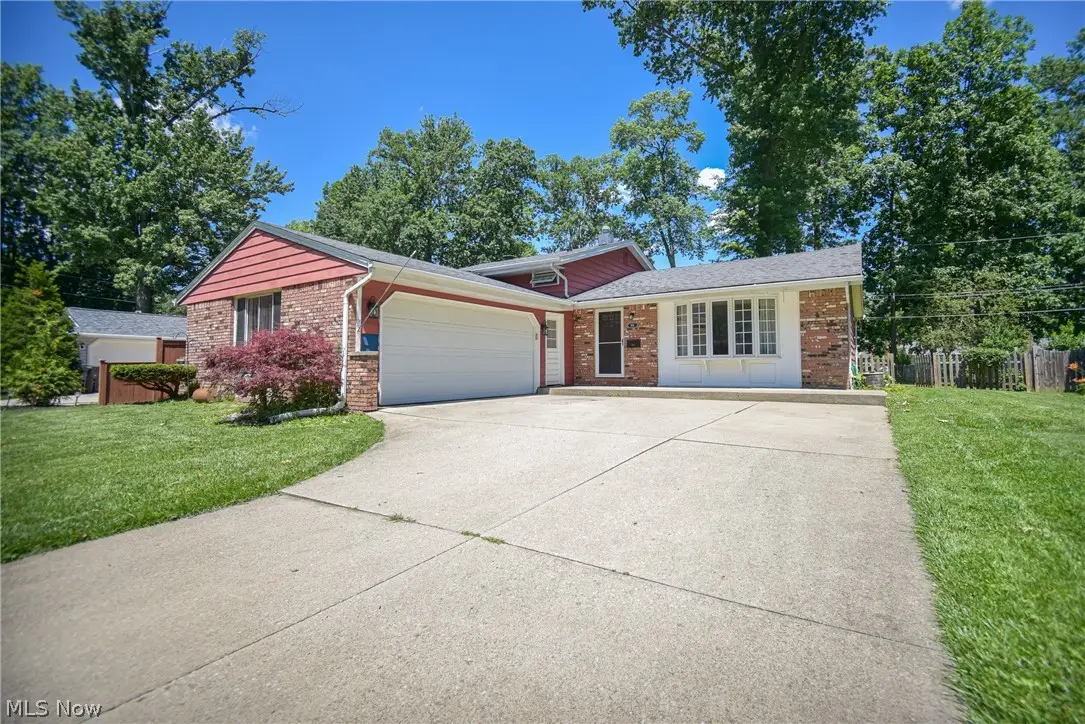 816 Bennett Drive, Elyria, OH 44035 - #1