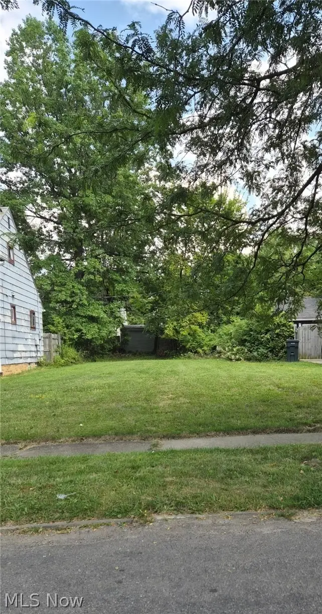 907 Nela View Road, Cleveland Heights, OH 44112 - #2