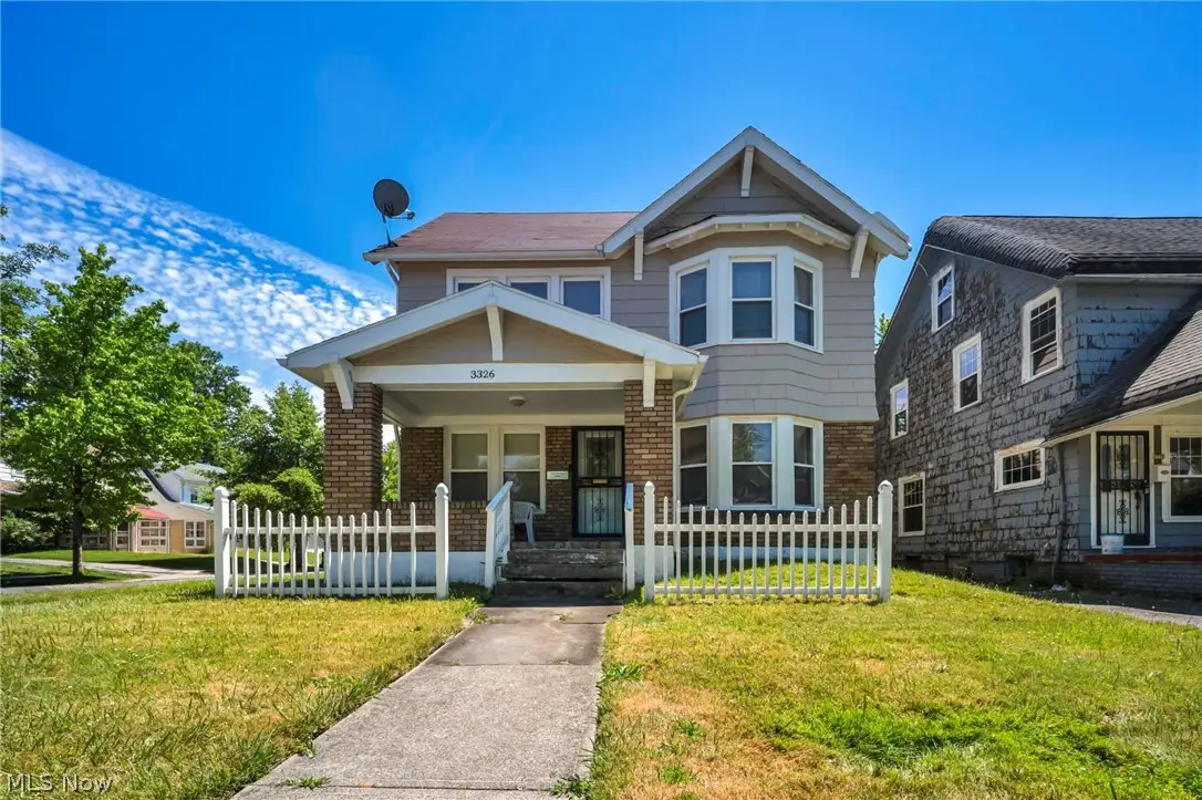 3326 Yorkshire, Cleveland Heights, OH 44118 - #1