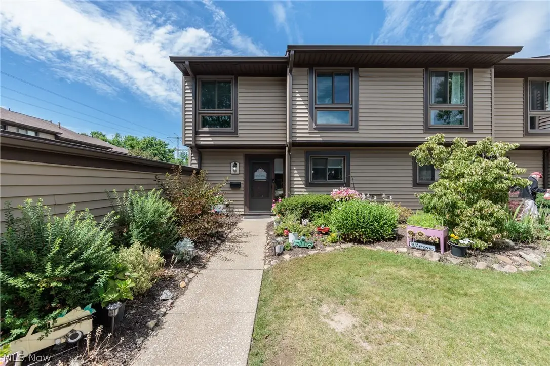 1135 Canyon View Road #101, Northfield, OH 44067 - #1