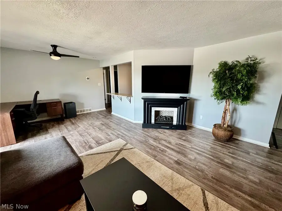 9570 Cove Drive, North Royalton, OH 44133 - #2