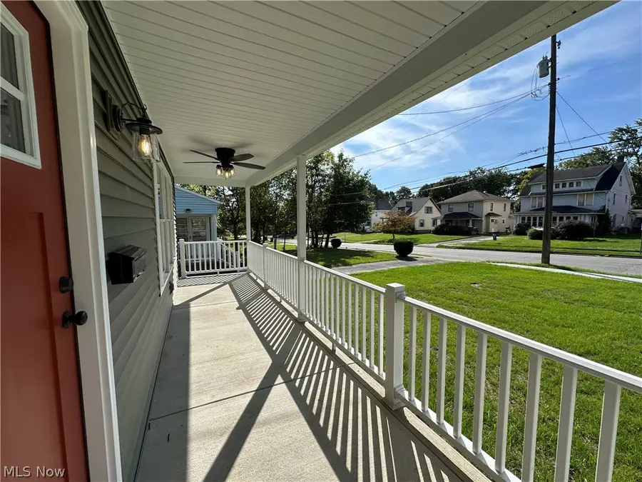 371 Sexton Street, Struthers, OH 44471 - #3