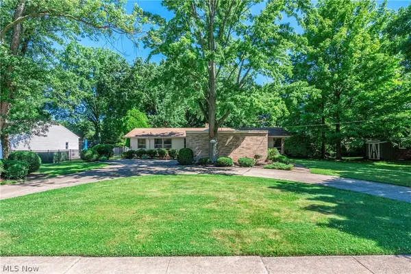 18930 Story Road, Rocky River, OH 44116