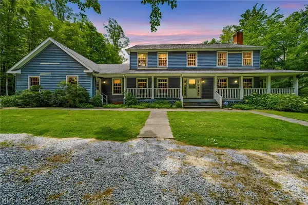 8325 Lincoln Drive, Chesterland, OH 44026