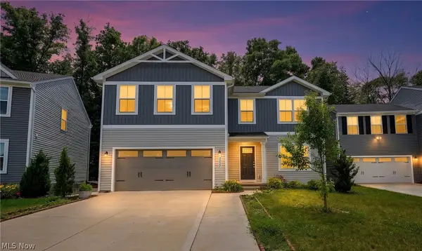 3220 Sunny Brook Drive, Akron, OH 44312