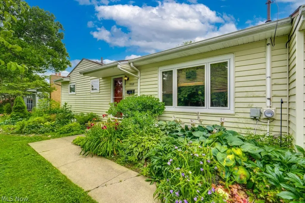1568 Hagey Drive, Barberton, OH 44203 - #1