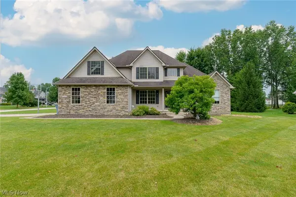 1044 Glendalough Drive, Grafton, OH 44044