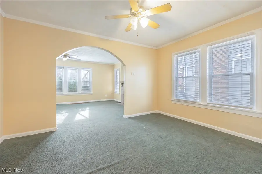 21051 S Lake Shore Boulevard, Euclid, OH 44123 - #3