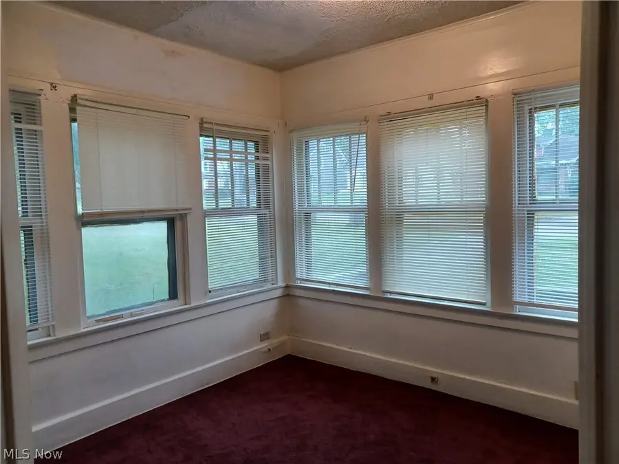 918 Winona Drive, Youngstown, OH 44511 - #3