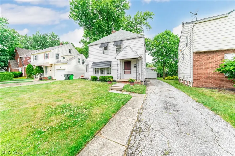 24501 Yosemite Drive, Euclid, OH 44117 - #3