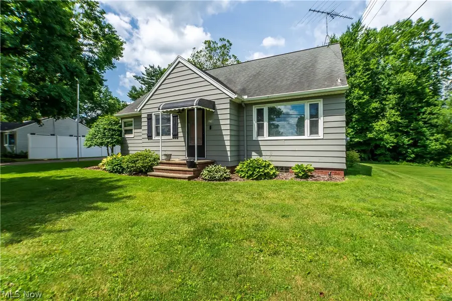 2748 Canton Road, Uniontown, OH 44685 - #3