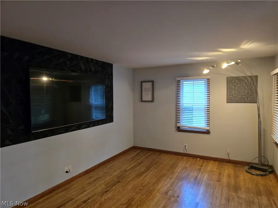 1853 Evergreen Avenue, Akron, OH 44301 - #2