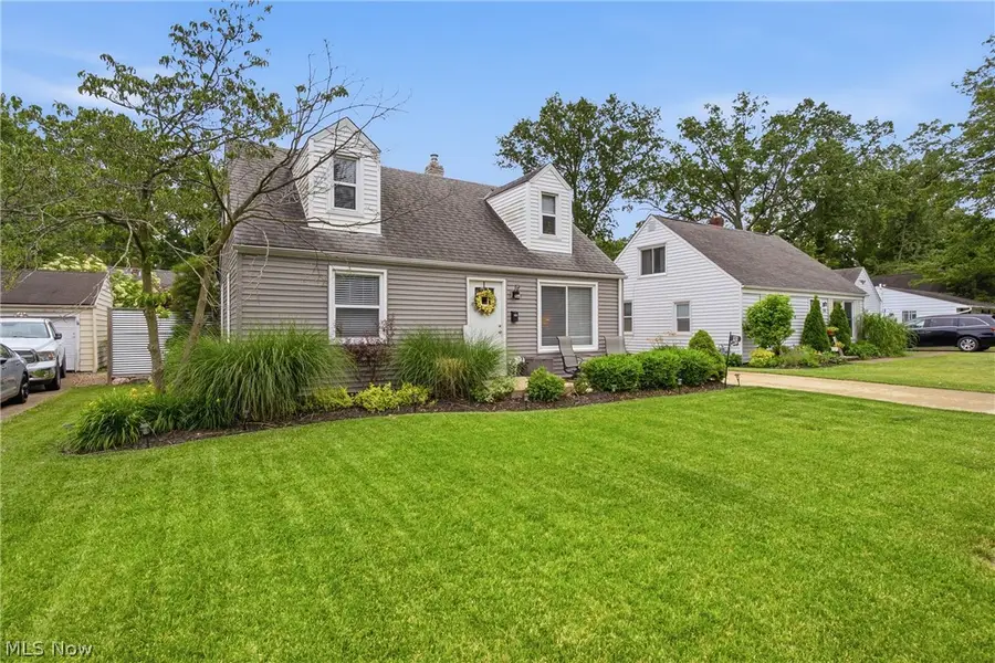 131 Forest Boulevard, Avon Lake, OH 44012 - #3