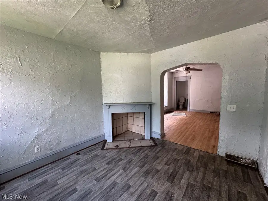 540 E 123rd Street, Cleveland, OH 44108 - #3