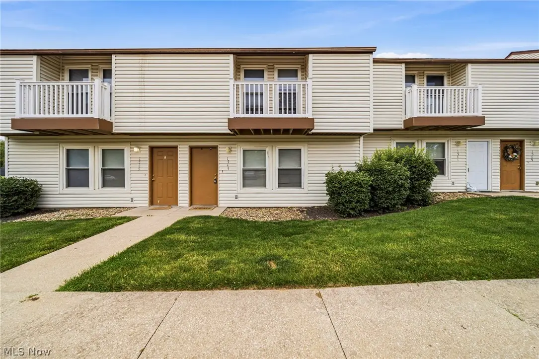 1543 Whitehall Boulevard, Kent, OH 44240 - #1