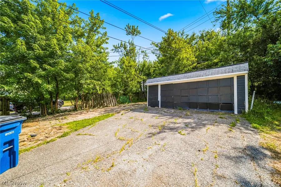 3317 E 139th Street, Cleveland, OH 44120 - #3
