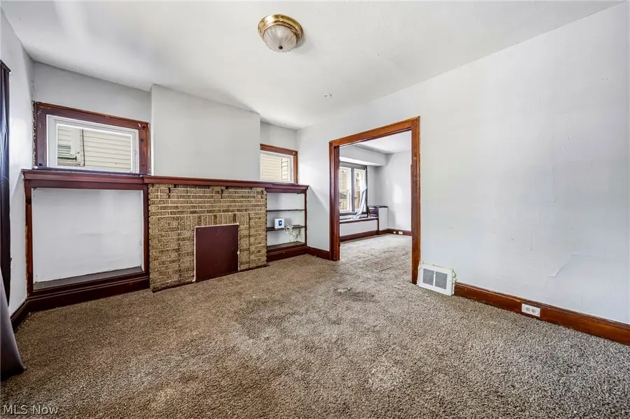 2902 E 119th Street, Cleveland, OH 44120 - #3