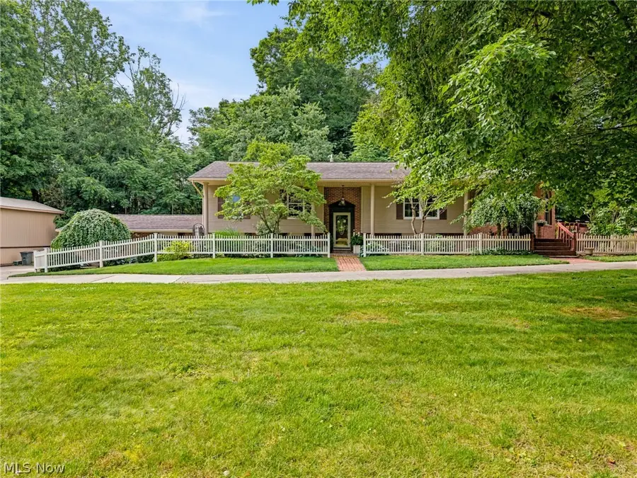 1600 Deerford Sw Avenue, Massillon, OH 44647 - #3