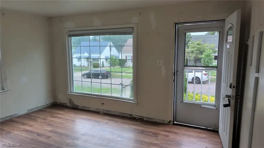 1663 Highview Avenue, Akron, OH 44301 - #3