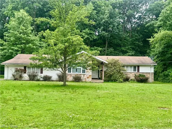 25853 Euclid Chagrin Parkway, Richmond Heights, OH 44143
