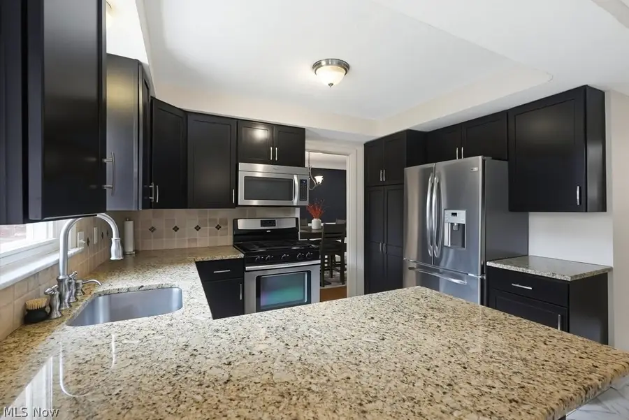 3890 Bethany Road, Cleveland, OH 44118 - #2