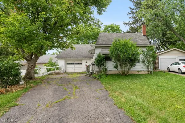 471 Lamson Avenue, Bedford, OH 44146