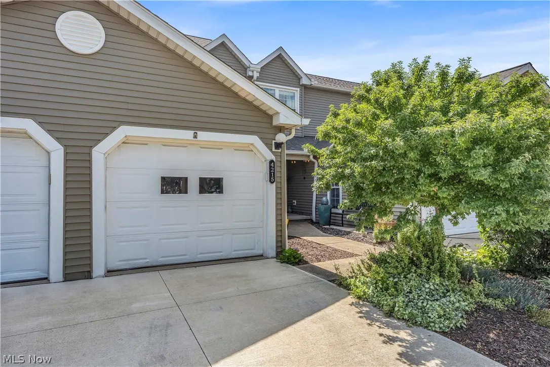 4215 Jennings Ridge Drive, Cleveland, OH 44109 - #1