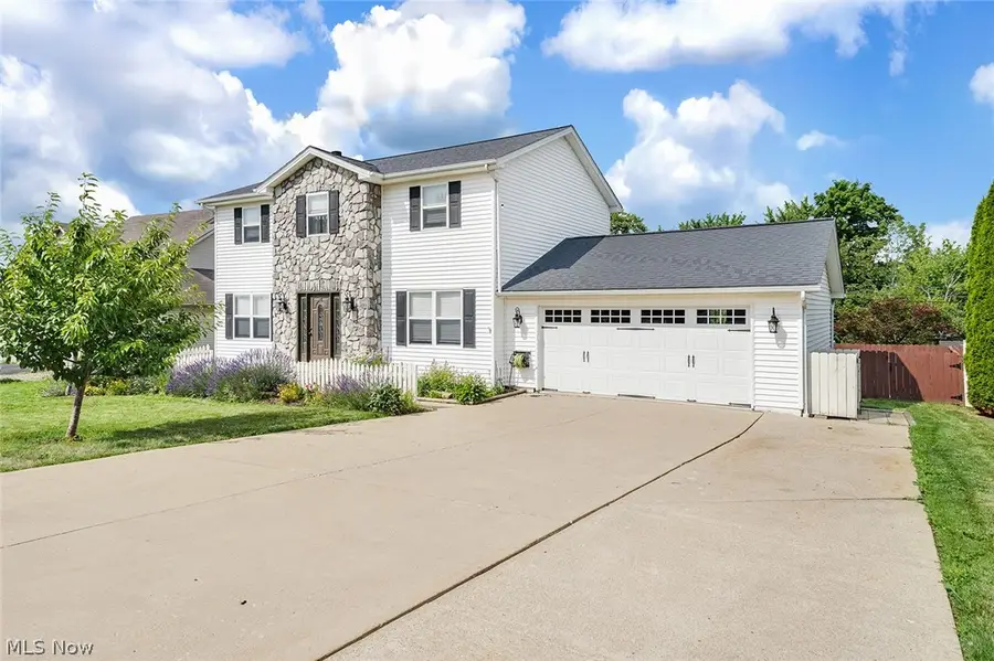 144 Hawkins Lane, Columbiana, OH 44408 - #2