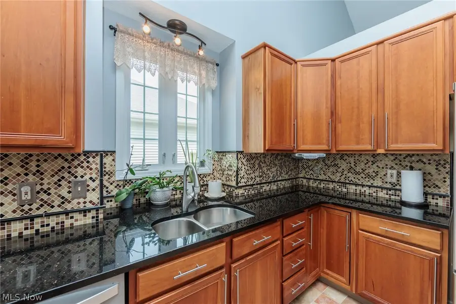 3933 Hedgewood Drive, Medina, OH 44256 - #2