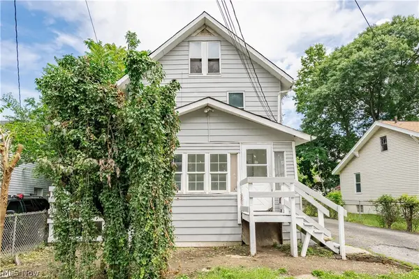 757 Baird Street, Akron, OH 44306