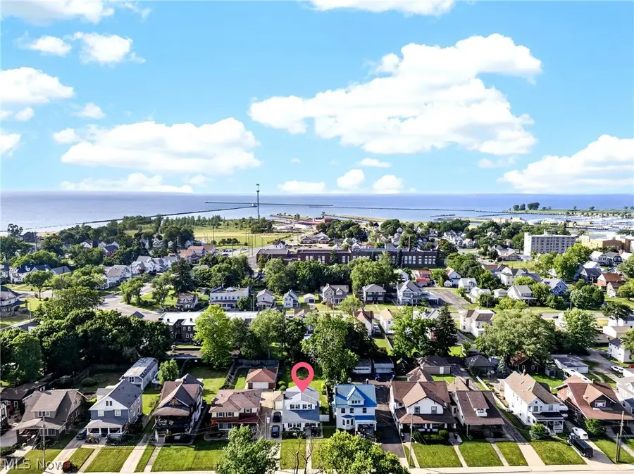 1138 W 6th Street, Lorain, OH 44052 - #2