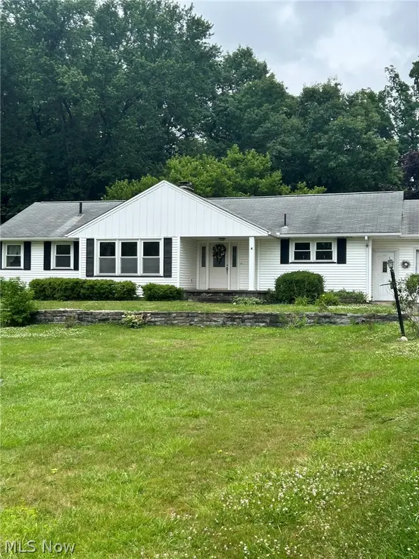 2569 Johnnycake Se Road, Warren, OH 44484