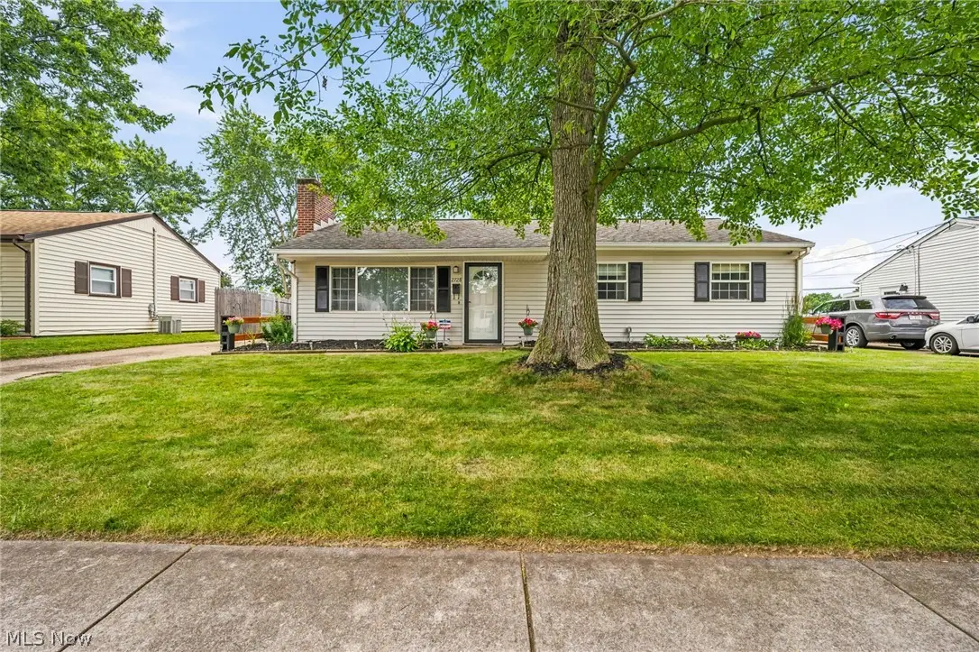 2728 19th Ne Street, Canton, OH 44705 - #1