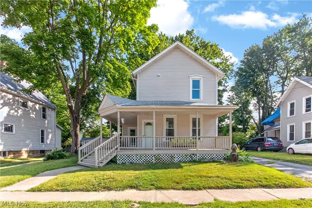 127 4th Street, Elyria, OH 44035 - #1