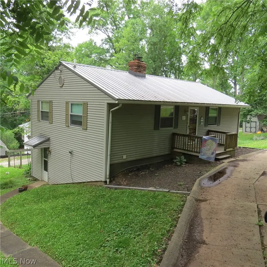 6447 Darlington Sw Street, Carrollton, OH 44615 - #1