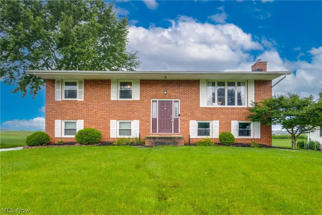 7363 Paxton Ne Street, Canton, OH 44721 - #1