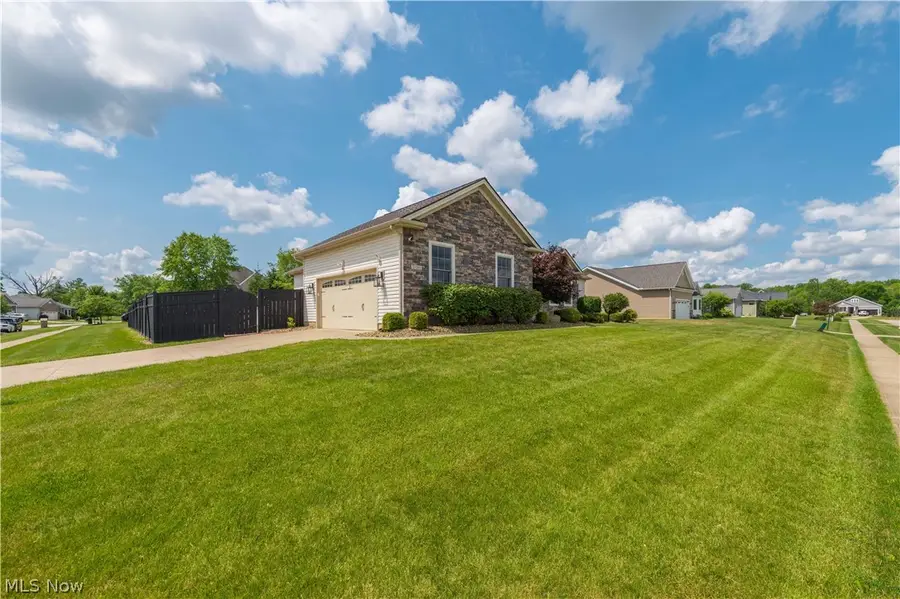 23201 Lakeridge Way, Columbia Station, OH 44028 - #3