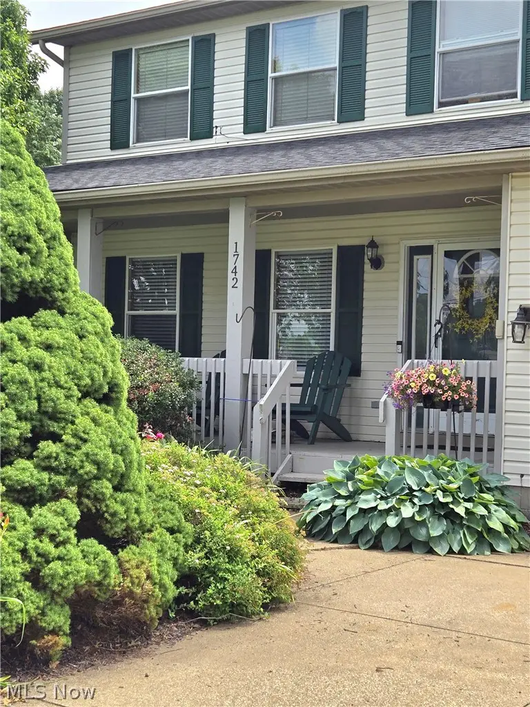 1742 Steese Road, Green, OH 44685 - #3