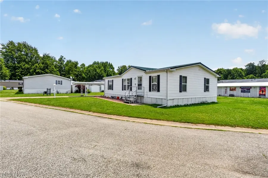 325 Britton Drive, Geneva, OH 44041 - #2