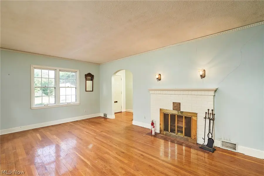 262 Lownsdale Avenue, Akron, OH 44313 - #3