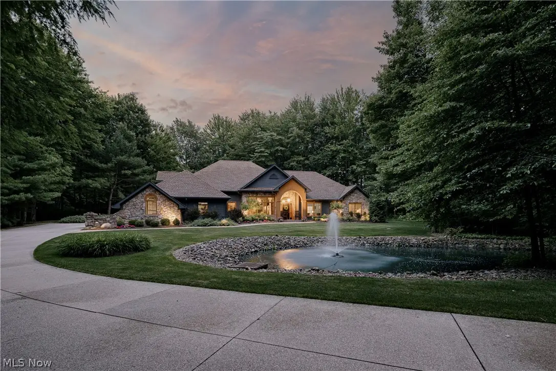 2816 Remington Point, Aurora, OH 44202 - #1