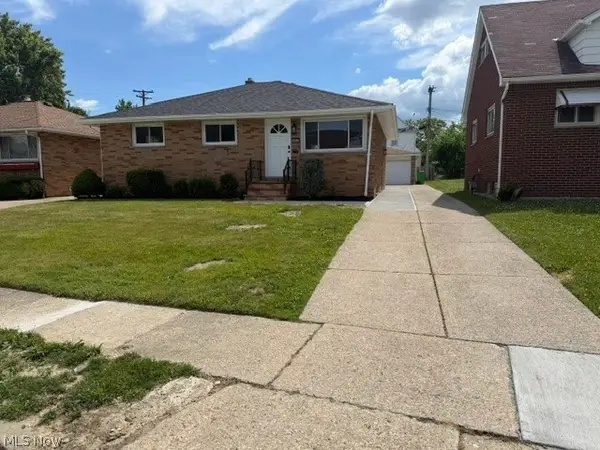 907 E 216th Street, Euclid, OH 44119
