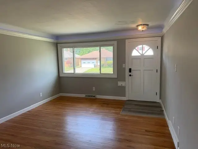 907 E 216th Street, Euclid, OH 44119 - #2