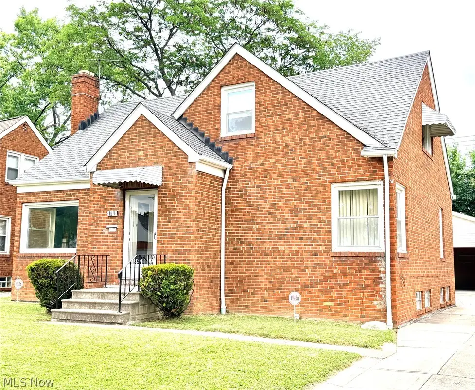 3975 Warrendale Road, South Euclid, OH 44118 - #1