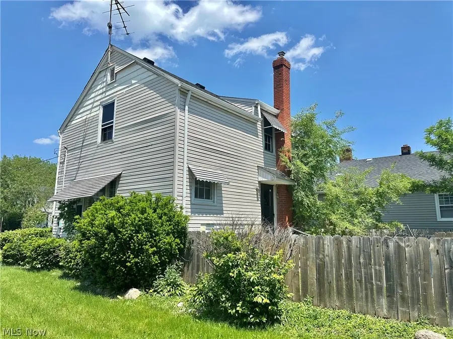 943 W 29th Street, Lorain, OH 44052 - #2