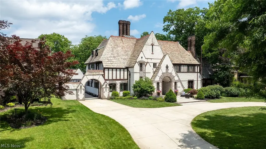 10416 Lake Avenue, Cleveland, OH 44102 - #2