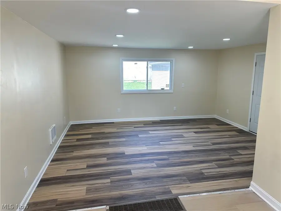 16409 Judson Drive, Cleveland, OH 44128 - #3