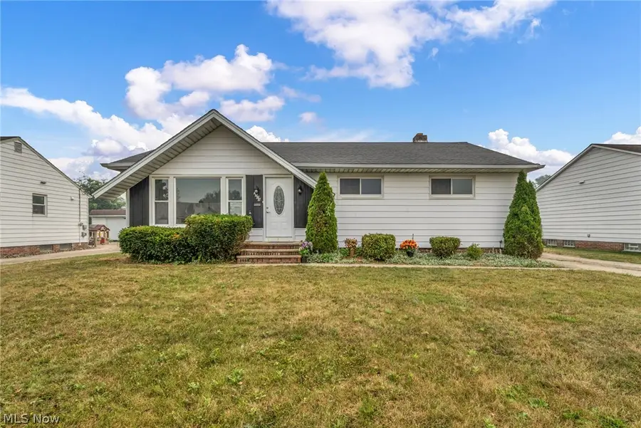 1729 Bellingham Road, Mayfield Heights, OH 44124 - #3
