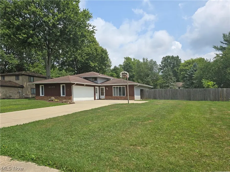 6573 Miller Drive, North Ridgeville, OH 44039 - #2
