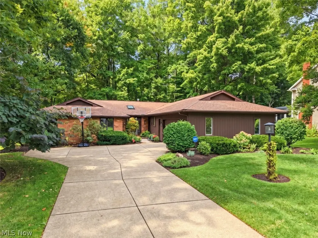 18230 Rolling Brook Drive, Chagrin Falls, OH 44023 - #1
